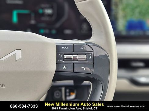 Used 2024 Kia EV9 Wind image 29