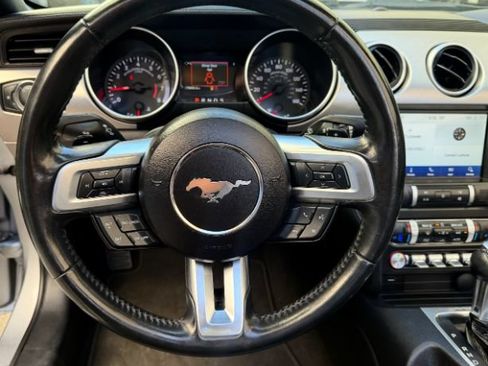 Used 2020 Ford Mustang Premium RWD image 19