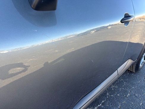 Used 2021 Nissan Rogue S image 3