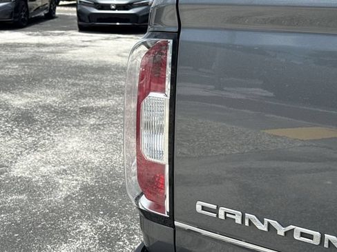 Used 2020 GMC Canyon SLE w/ SLE Convenience Package AWD/4WD image 15