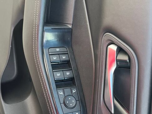 Used 2025 Nissan Rogue SV AWD/4WD image 10
