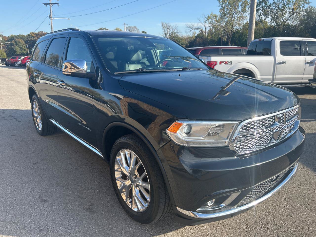 Used 2015 Dodge Durango Citadel w/ Technology Group AWD/4WD image 3