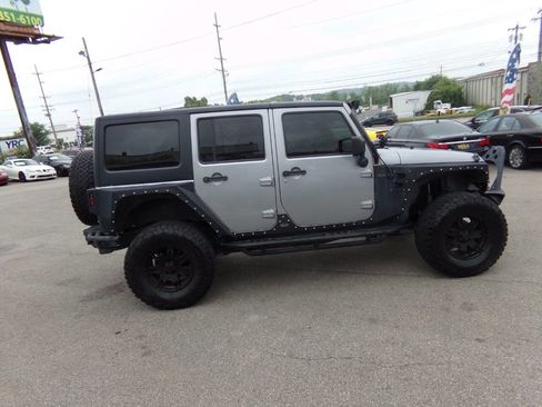Used 2013 Jeep Wrangler Unlimited Sport w/ Connectivity Group image 4