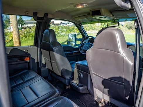 Used 2009 Ford F250 Lariat AWD/4WD image 26
