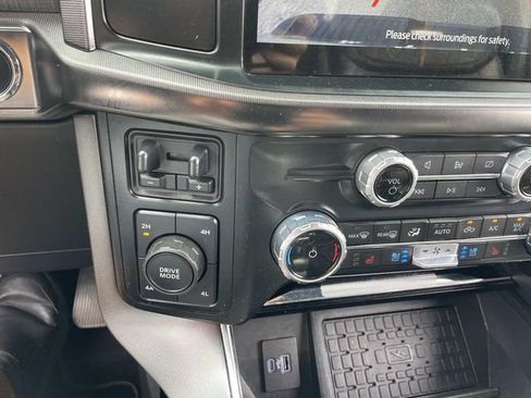 Used 2023 Ford F150 Platinum AWD/4WD image 32