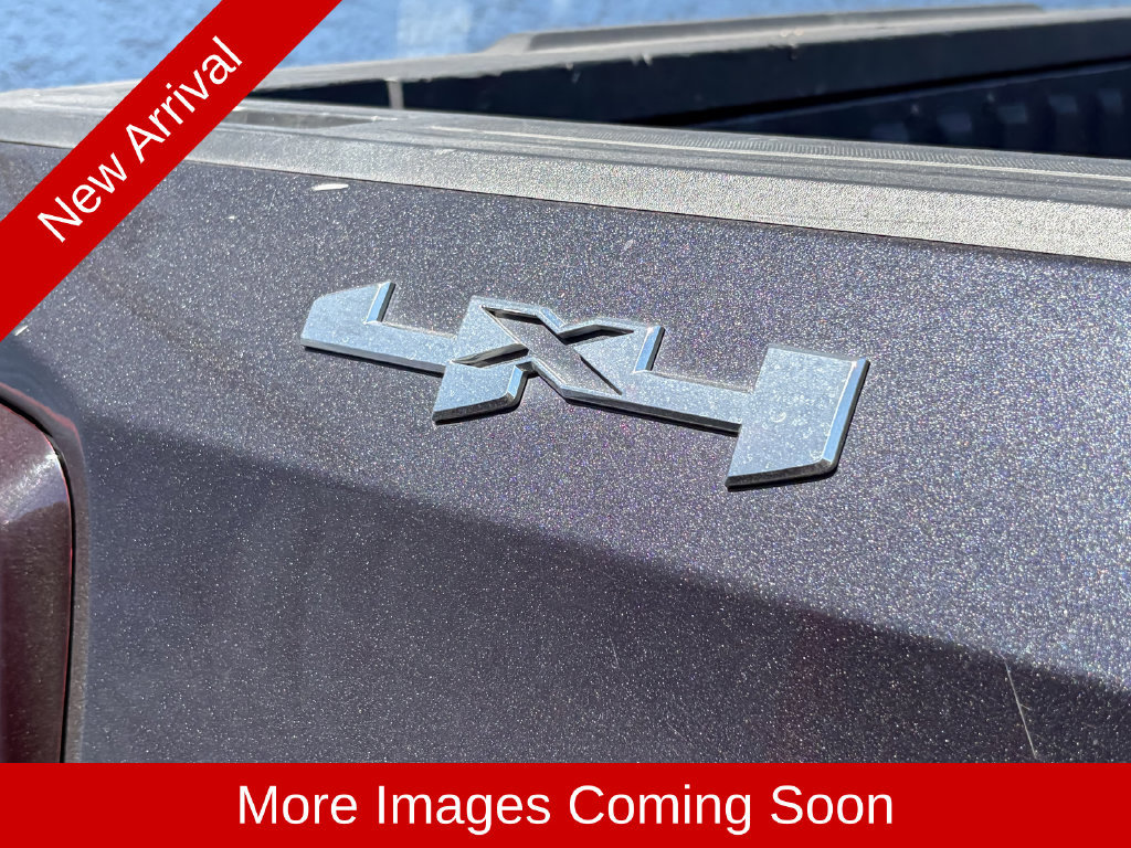 Used 2025 GMC Sierra 1500 SLT AWD/4WD image 9