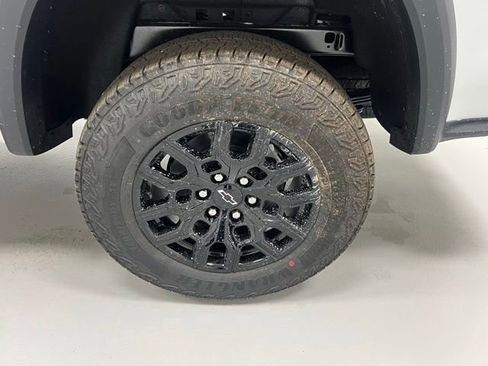 New 2026 Chevrolet Colorado Trail Boss AWD/4WD image 5