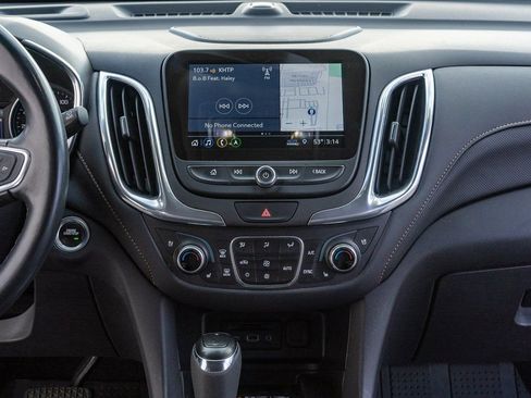 Used 2020 Chevrolet Equinox Premier image 27