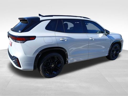 New 2026 Volkswagen Tiguan SE R-Line image 5