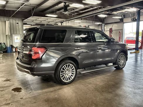 Certified 2024 Ford Expedition Limited AWD/4WD image 9