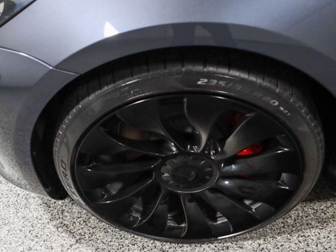 Used 2023 Tesla Model 3 Performance image 11