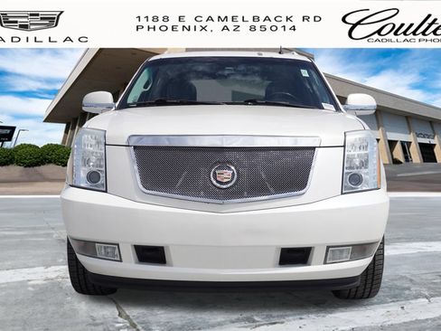 Used 2013 Cadillac Escalade EXT Premium AWD/4WD image 5