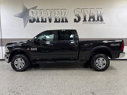 Used 2018 RAM 2500 Tradesman w/ Chrome Appearance Group image 11