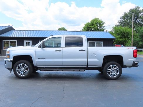 Used 2015 Chevrolet Silverado 2500 LT AWD/4WD image 3