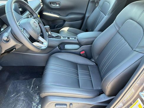 New 2026 Honda HR-V EX-L image 5