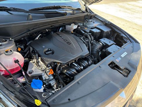 Used 2025 Kia Sportage LX image 27