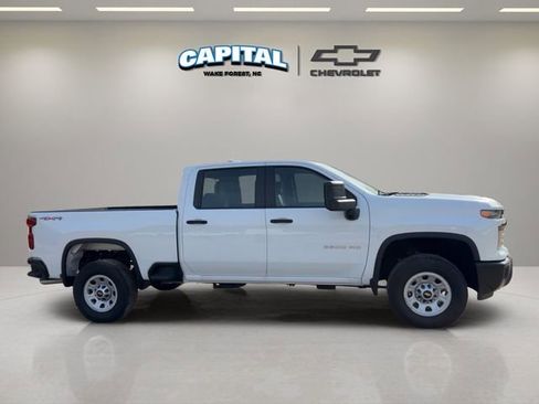 New 2025 Chevrolet Silverado 3500 W/T image 6