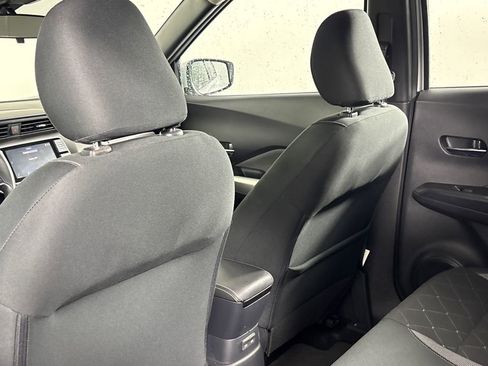 Used 2020 Nissan Kicks SV image 26