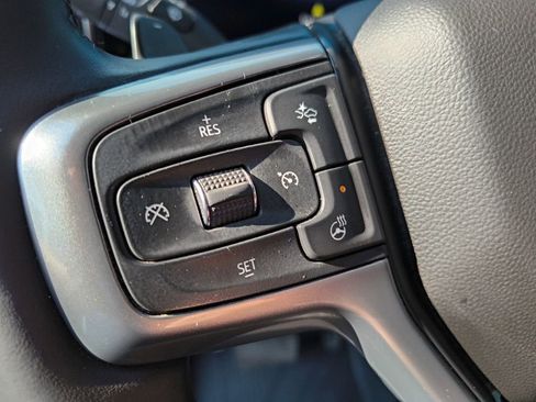 Used 2025 Chevrolet Silverado 1500 LTZ image 7