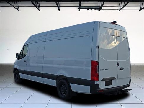 New 2025 Mercedes-Benz Sprinter 2500 image 5