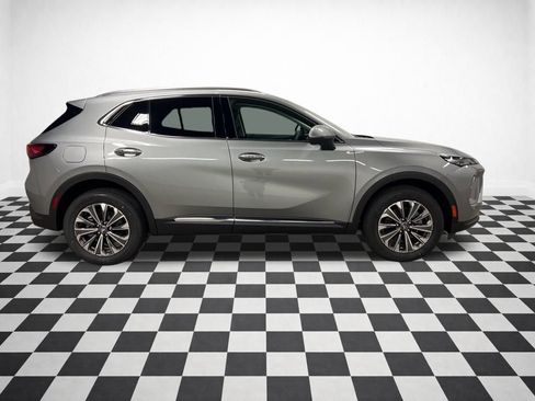 New 2026 Buick Envision Preferred image 2