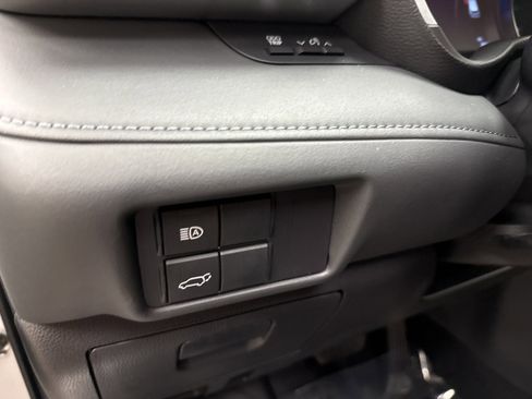 Used 2022 Toyota Highlander XLE image 29