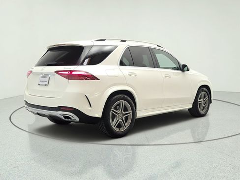 Used 2024 Mercedes-Benz GLE 450 4MATIC image 5