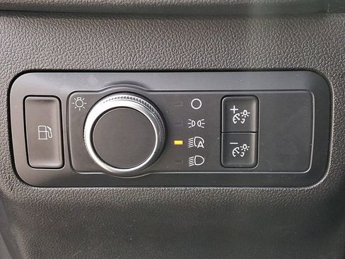 Used 2020 Ford Escape SE Sport image 26