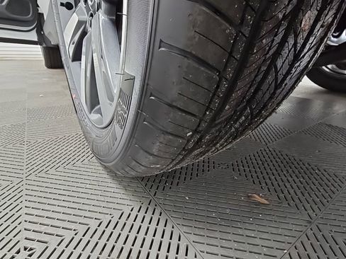 New 2025 Honda Pilot Touring image 47