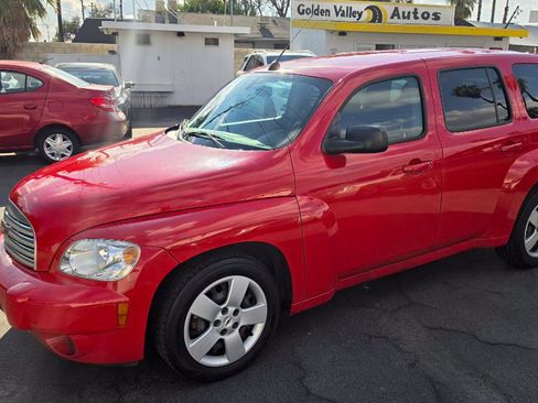 Used 2011 Chevrolet HHR LS FWD image 1