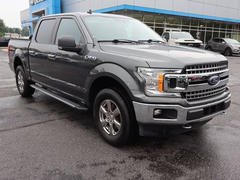 Used 2020 Ford F150 XLT w/ Equipment Group 302A Luxury AWD/4WD image 2