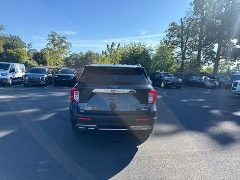 Certified 2023 Ford Explorer XLT w/ Equipment Group 202A AWD/4WD image 8