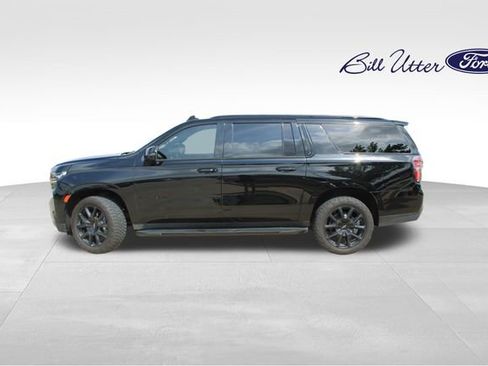 Used 2021 Chevrolet Suburban RST w/ Luxury Package AWD/4WD image 8
