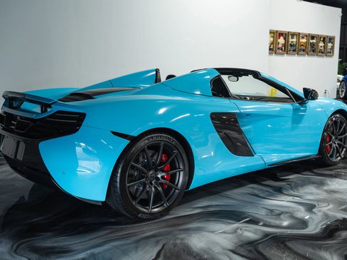 Used 2016 McLaren 650S Spider image 9