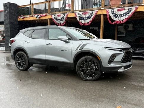 New 2026 Chevrolet Blazer LT w/ LPO, Black Sport Package image 2