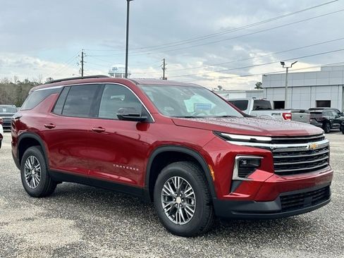 New 2026 Chevrolet Traverse LT w/ Driver Confidence Package image 4