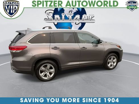 Used 2017 Toyota Highlander Limited AWD/4WD image 9