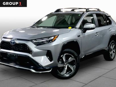 Used 2024 Toyota RAV4 SE w/ Weather & Moonroof Package