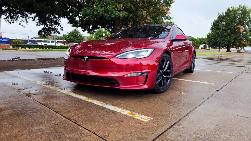 Used 2023 Tesla Model S AWD/4WD image 2