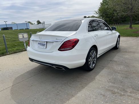 Certified 2018 Mercedes-Benz C 300 4MATIC Sedan image 9