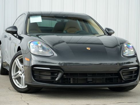 Used 2021 Porsche Panamera 4S image 4