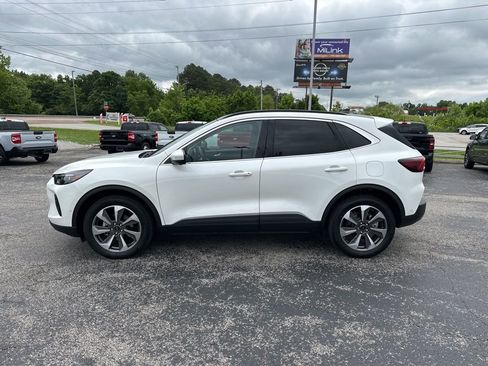 Used 2024 Ford Escape Platinum w/ Premium Technology Package AWD/4WD image 6