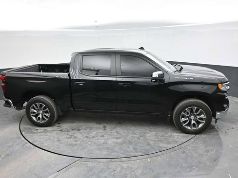 Used 2024 Chevrolet Silverado 1500 LT AWD/4WD image 36