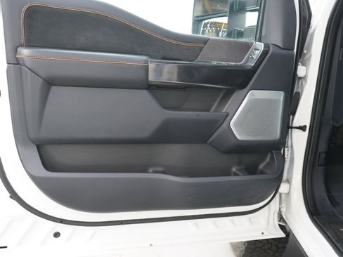 Used 2023 Ford F350 Platinum AWD/4WD image 17