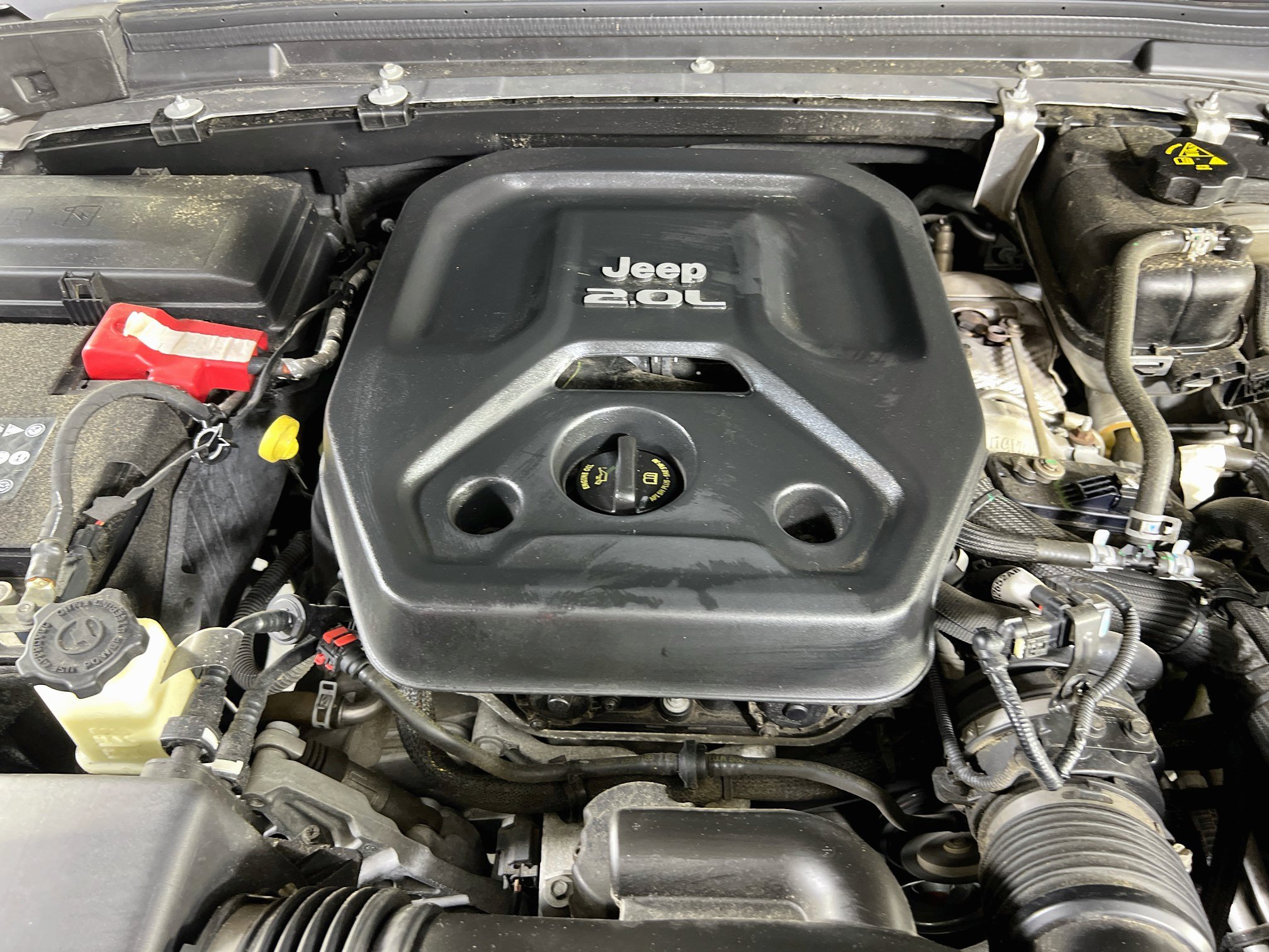 Used 2020 Jeep Wrangler Unlimited Sahara w/ LED Lighting Group AWD/4WD image 27