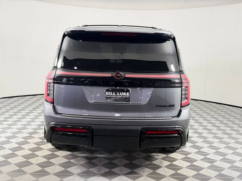 Used 2026 Nissan Armada PRO-4X w/ Captain's Chari Seat Package AWD/4WD image 8