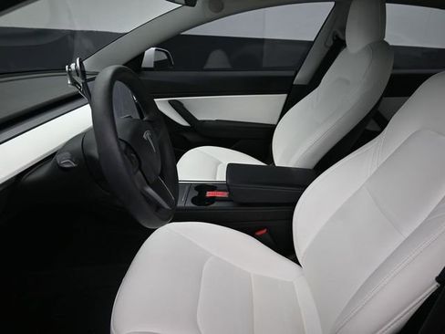 Used 2021 Tesla Model 3 Long Range image 17