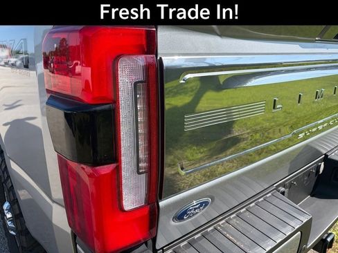Used 2024 Ford F250 Limited w/ FX4 Off-Road Package AWD/4WD image 11
