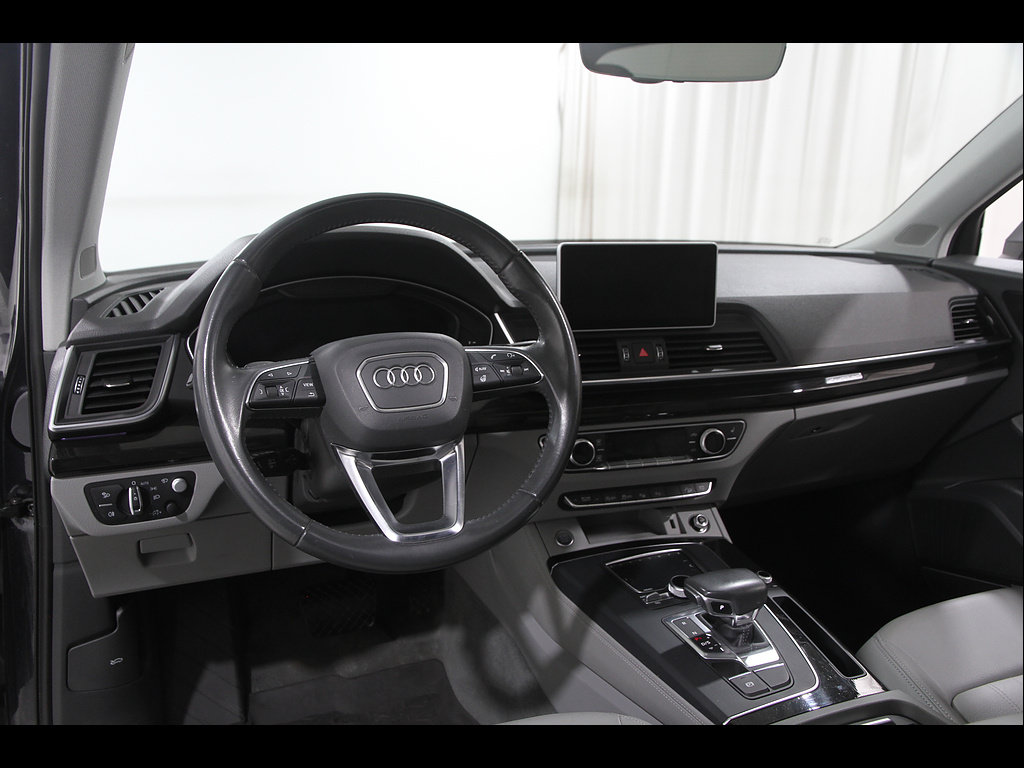 Used 2019 Audi Q5 Prestige w/ Prestige Package AWD/4WD image 6