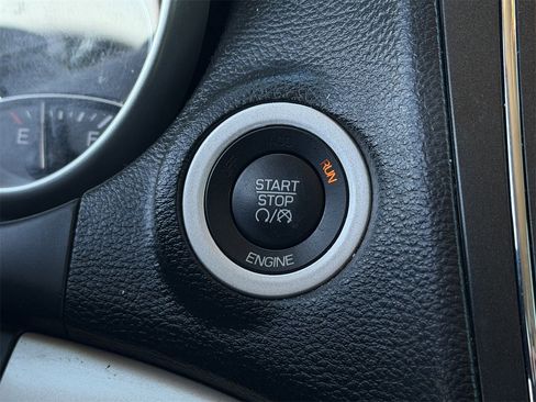 Used 2014 Dodge Journey American Value Package image 20